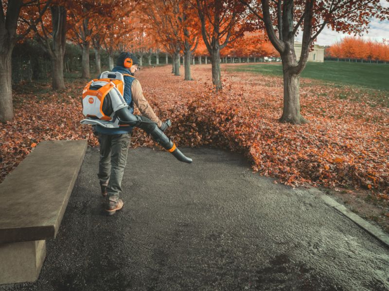 ПОПУЛЯРНЫЕ ТОВАРЫ ОСЕНИ ОТ КОМПАНИИ STIHL!
