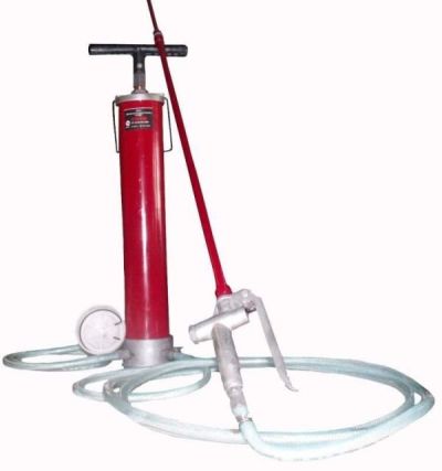 Запчасти и принадлежности для механических краскораспылителей.